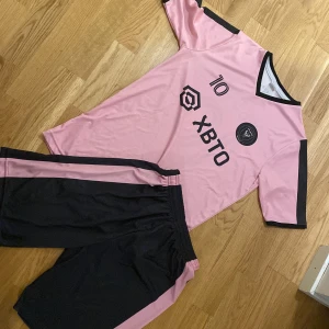 Messi ställ  - Har aldrig använts✨Ej orginalet 