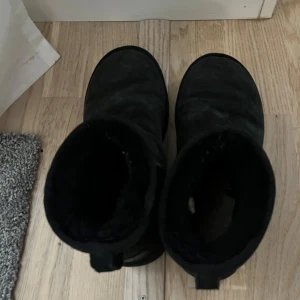 Uggs - Storlek 37 Bra skick Pris går att diskuteras.