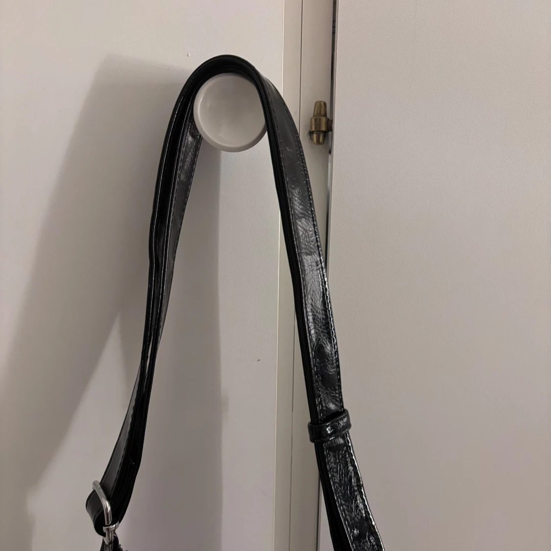 Svart axelväska från Noella - 92