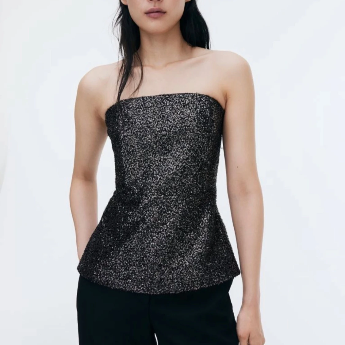 Svart glittrig topp - 1