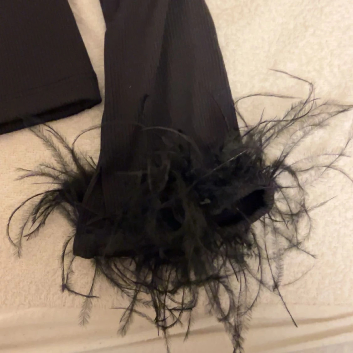 Svart offshoulder tröja - 91