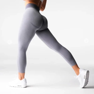 Nvgtn  Knockout Seamless Leggings - Helt nya leggings från NVGTN Grey Knockout Seamless kollektion,  i storlek L. Helt nya , prislapp finns kvar. Nypris: 675 kr 🥰 Slutsålda på hemsidan 