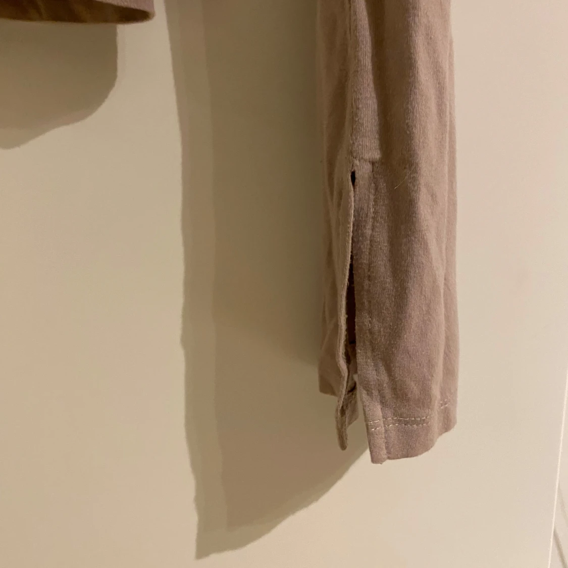 Beige långärmad topp från Gina Tricot - 91