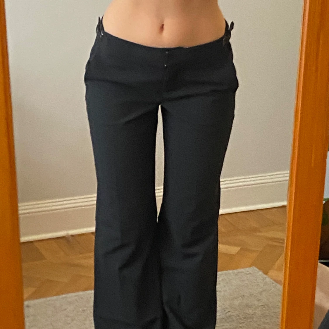 Mörkgrå kostymbyxor lowwaist lågmidjade - 2