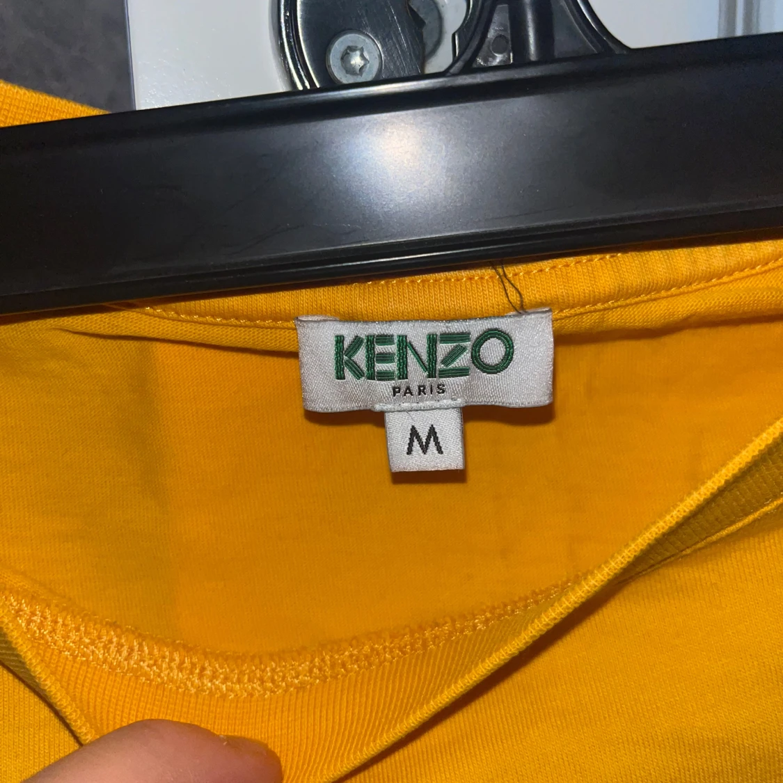 Gul t-shirt från Kenzo med tigertryck - 90