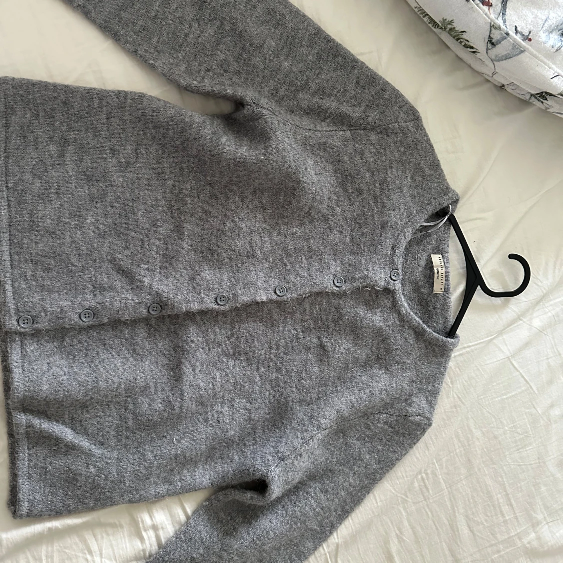 Grå kofta från Gina trickot  - 91
