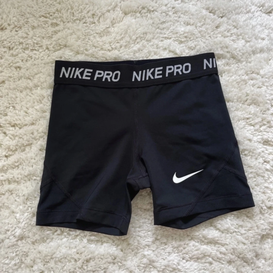 Svarta träningsshorts från Nike