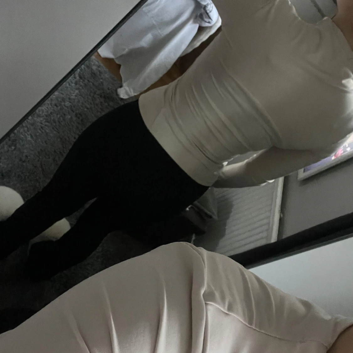 Beige långärmad tröja med dragkedja - 91