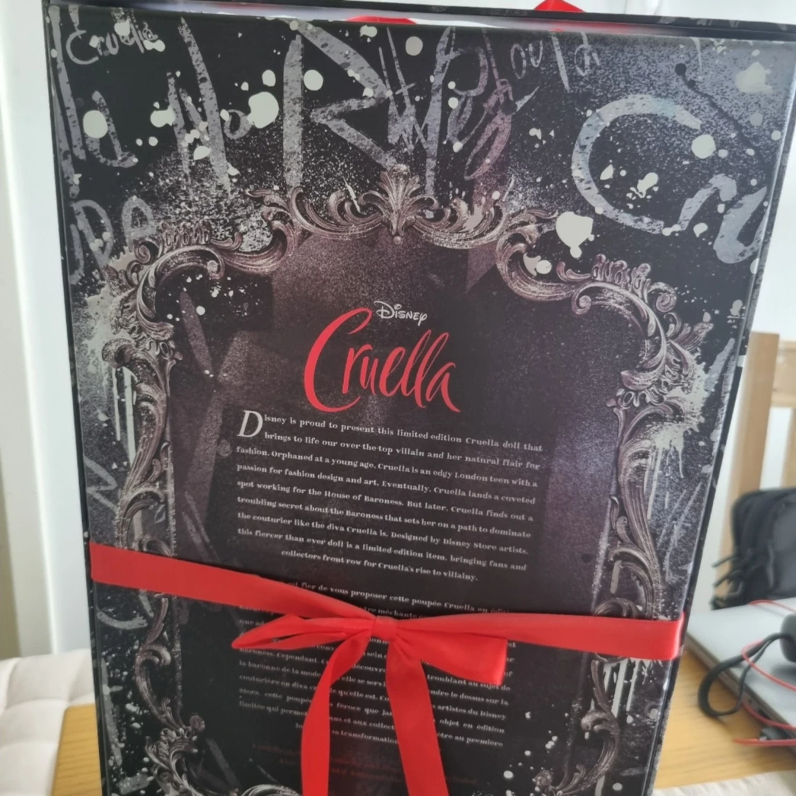 Disney Cruella de Vil docka limited edition - 91