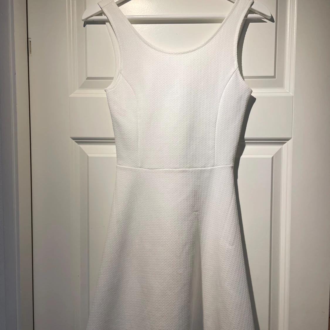 Vit klänning från H&M Divided