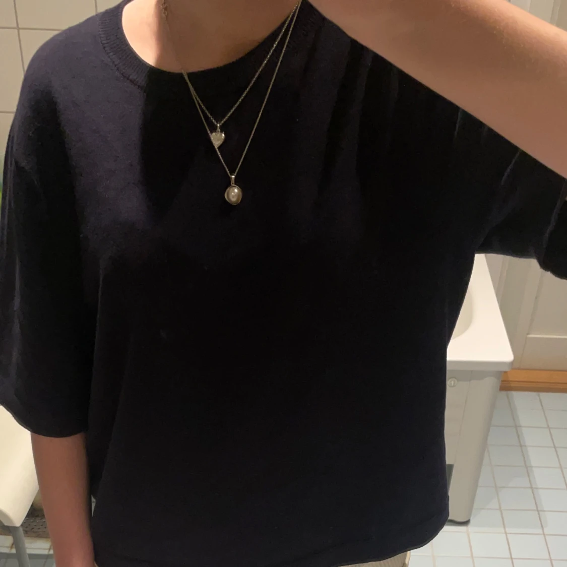 Mörkblå t-shirt - 90