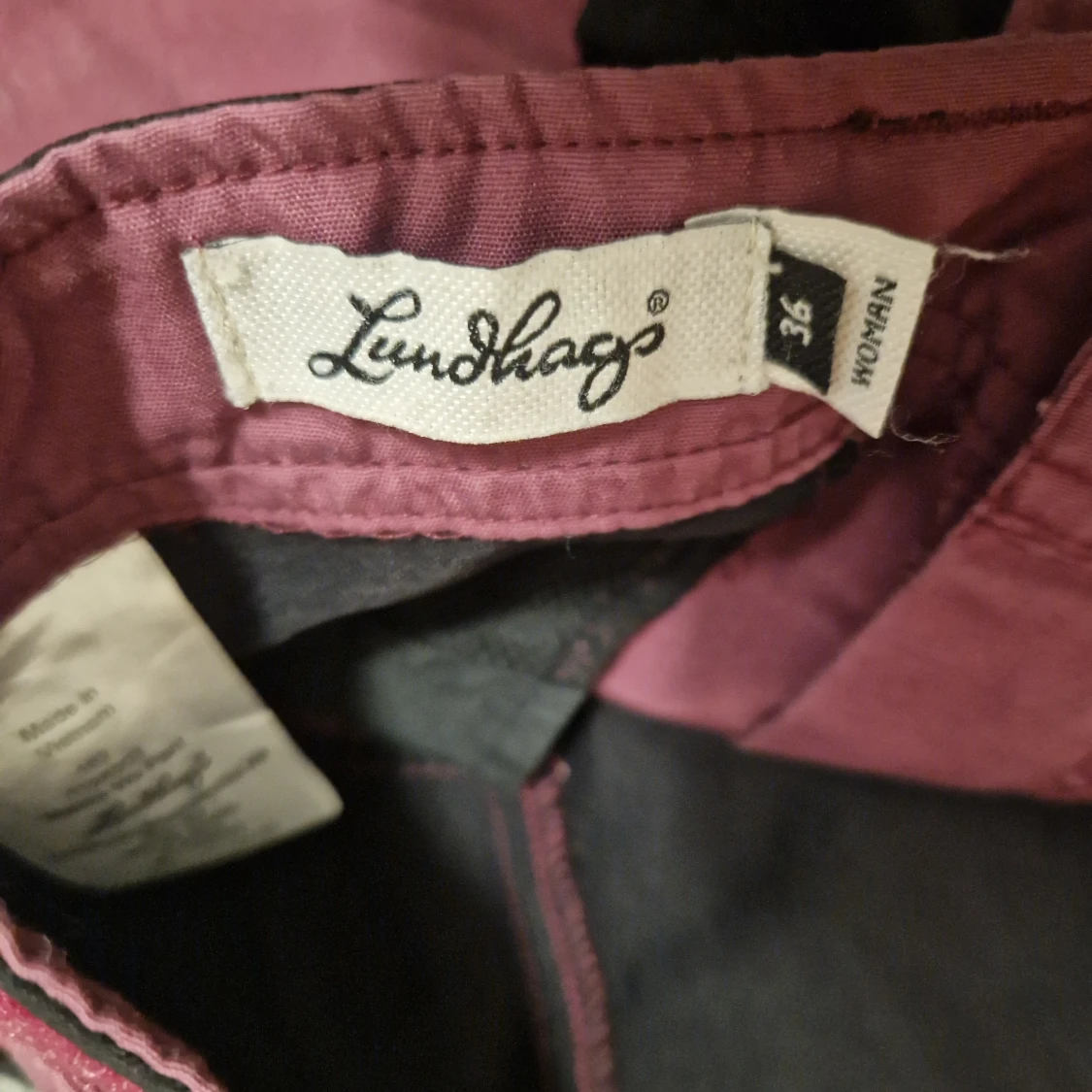 Vinröda byxor från Lundhags - 90