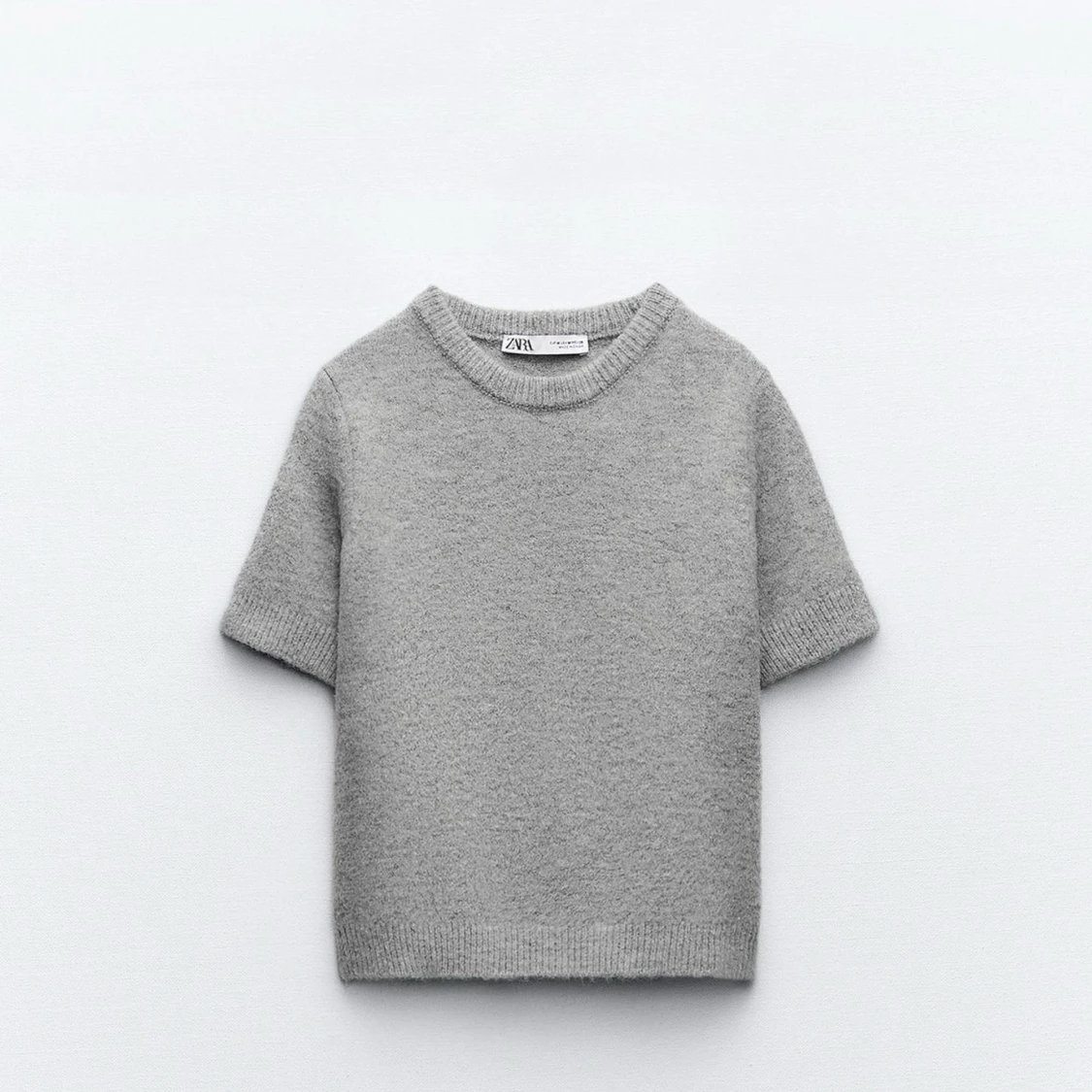 Grå kortärmad tröja från Zara