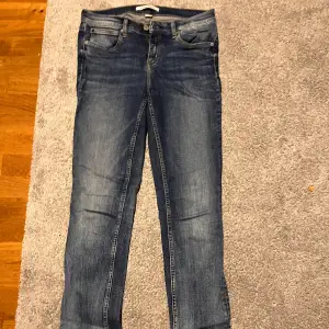 Fina stretchiga calvin jeans st. W30/L34. 