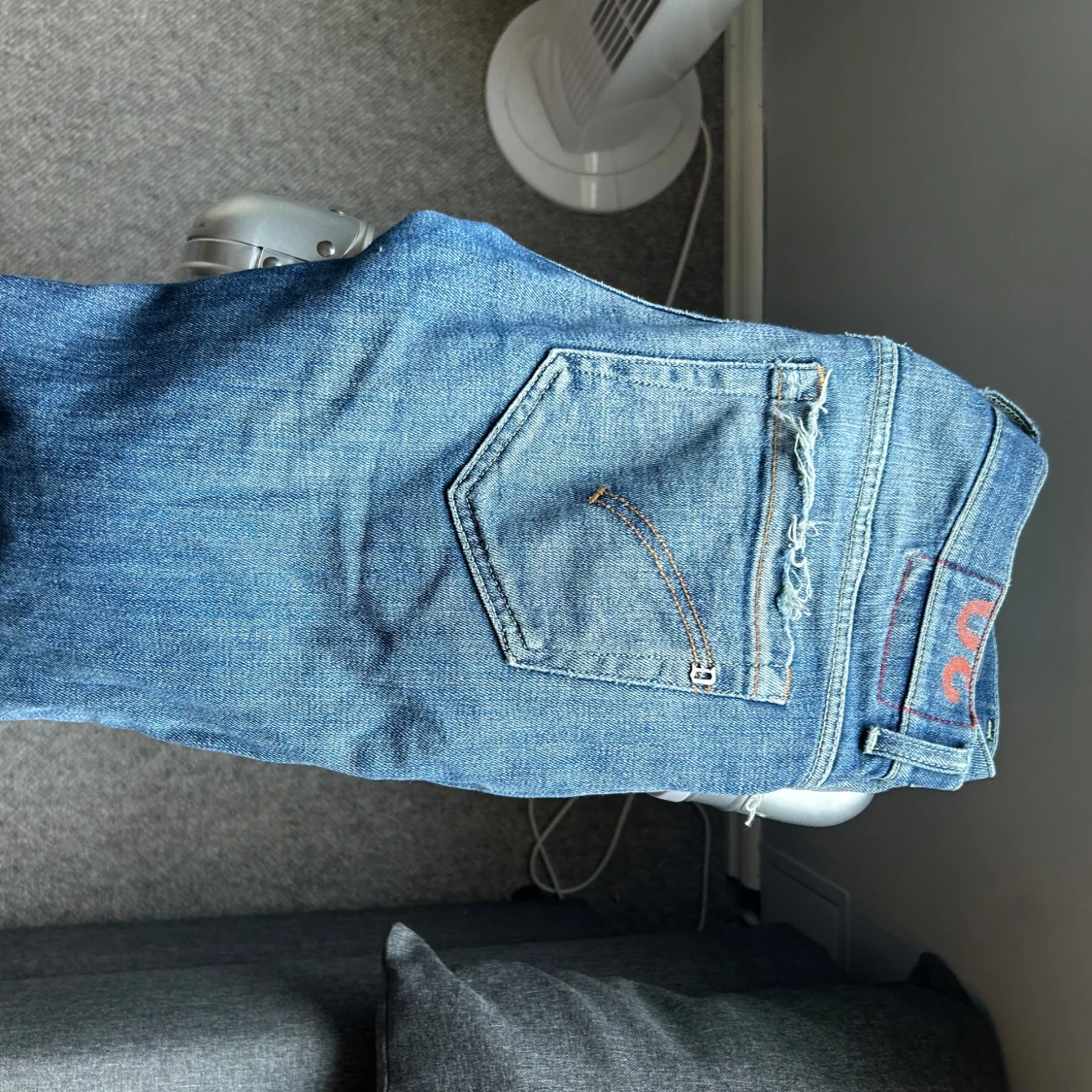 Blå jeans från Dondup