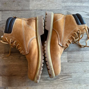 McKinley TIRANO NB II. Storlek 41. - Nya. Storlek 41.