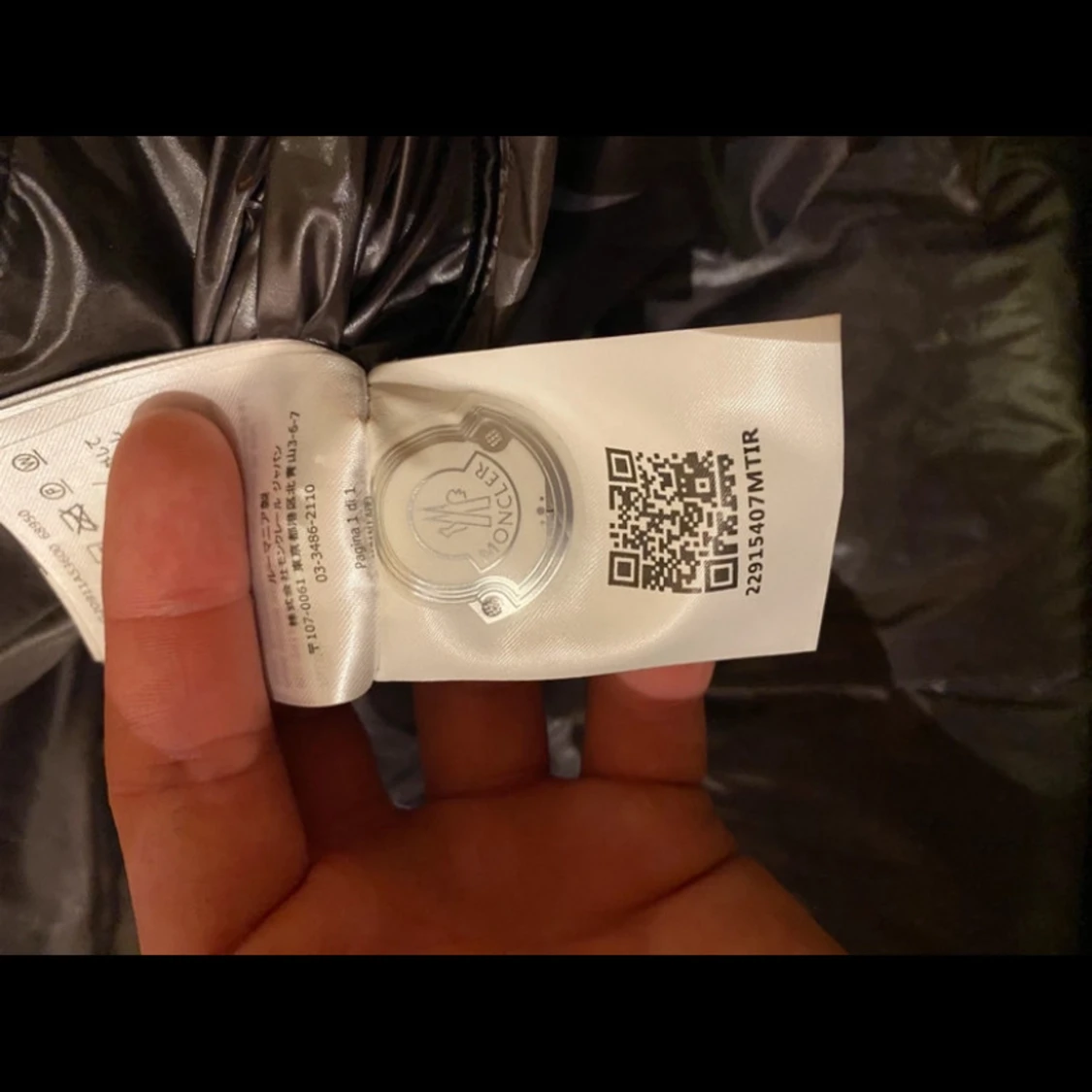 Svart dunjacka från Moncler - 92