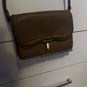 Väska  - Från h&m använt få gånger 