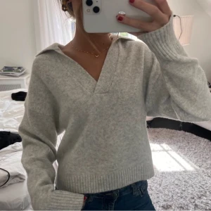 Super snygg stickad tröja från Monki💓💓 - Helt ny med prislappar🫶🏻🫶🏻