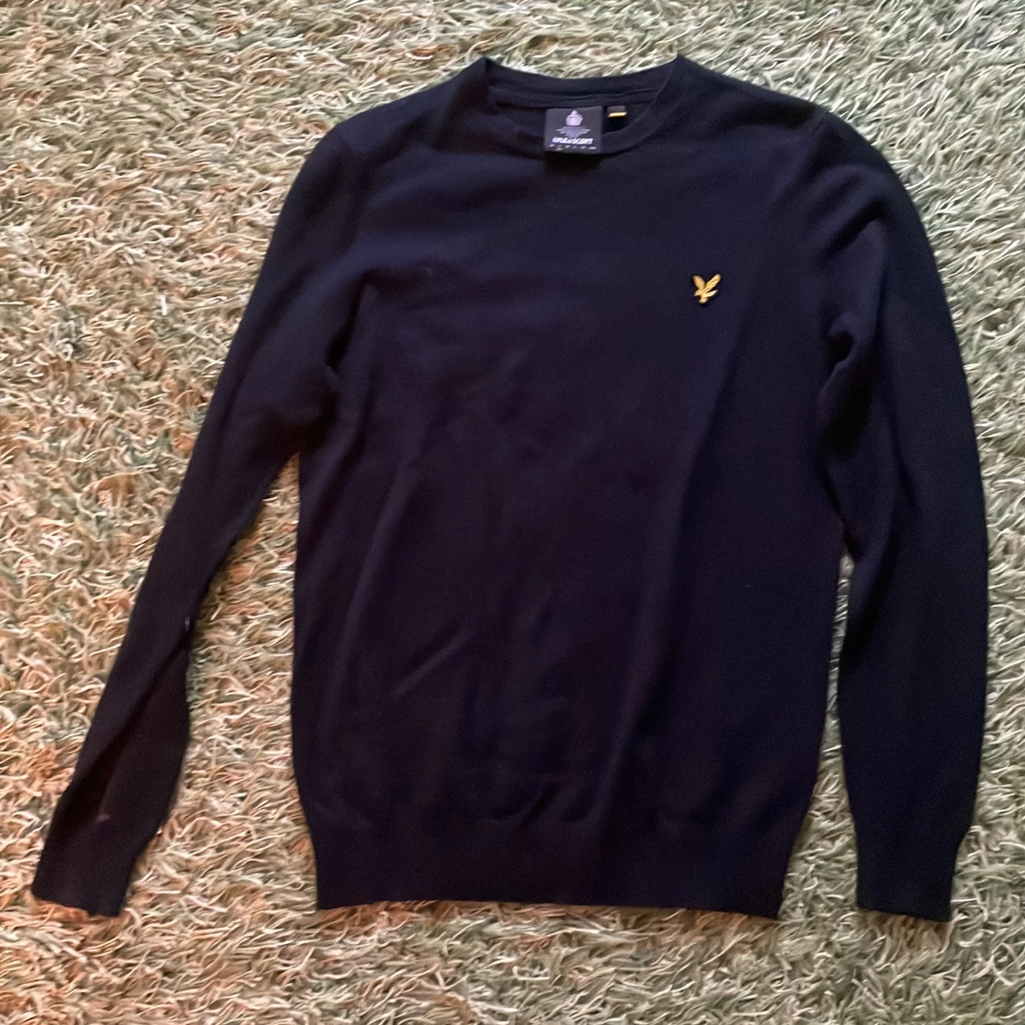 Marinblå tröja från Lyle & Scott - 90