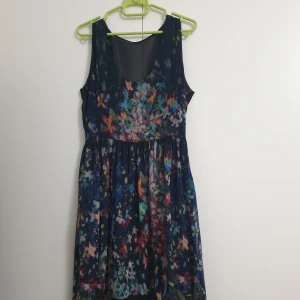 Dress - Elegant style 