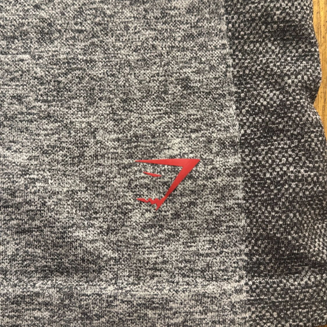 Grå träningsshorts från Gymshark - 3