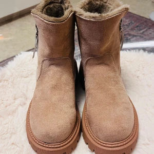 Winter shoe - Fashion classic winter shoe ( new )