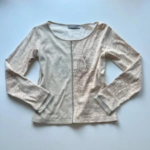 Vintage långärmad - Vintage beige långärmad tröja från Kappahl