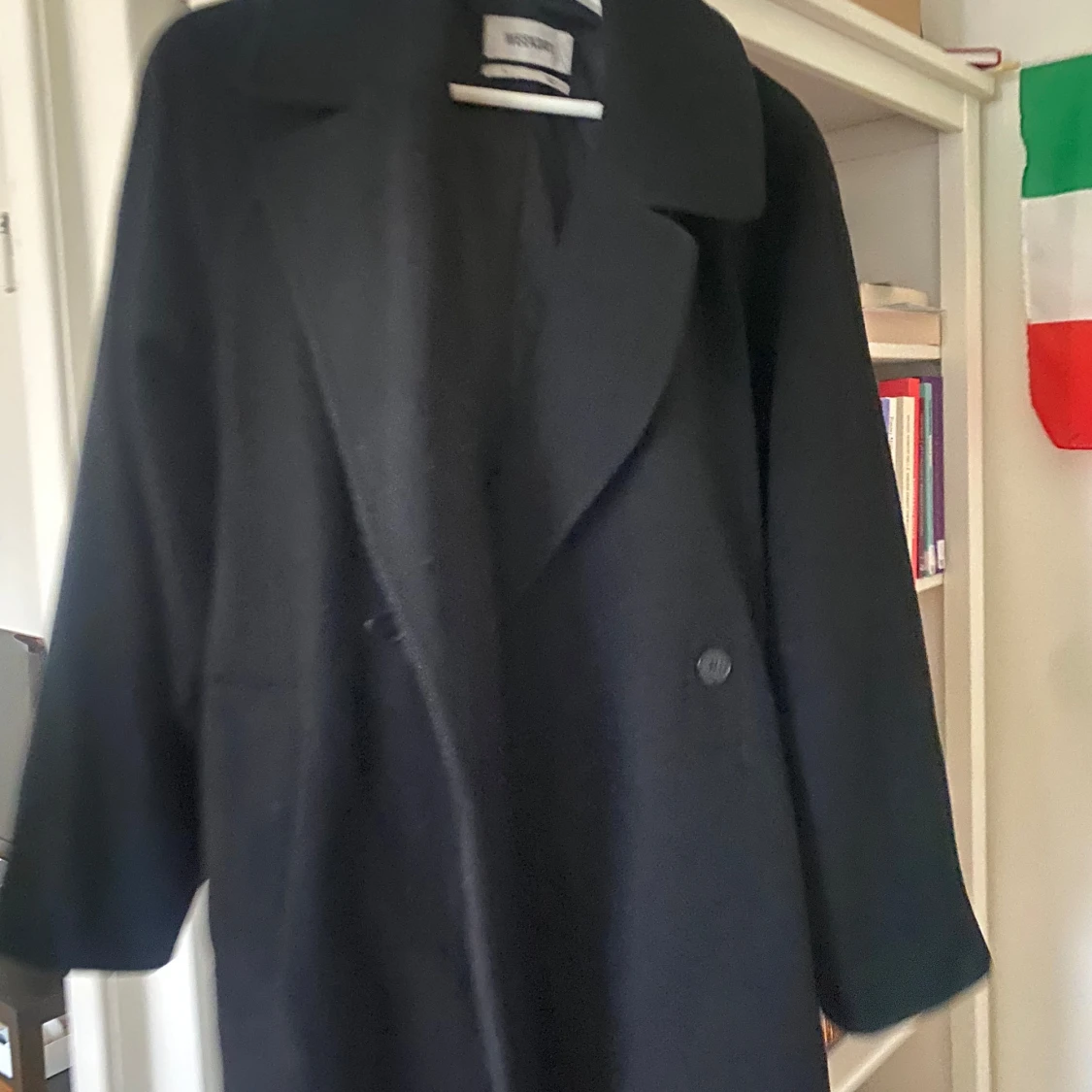 Svart kappa från Weekday - 90