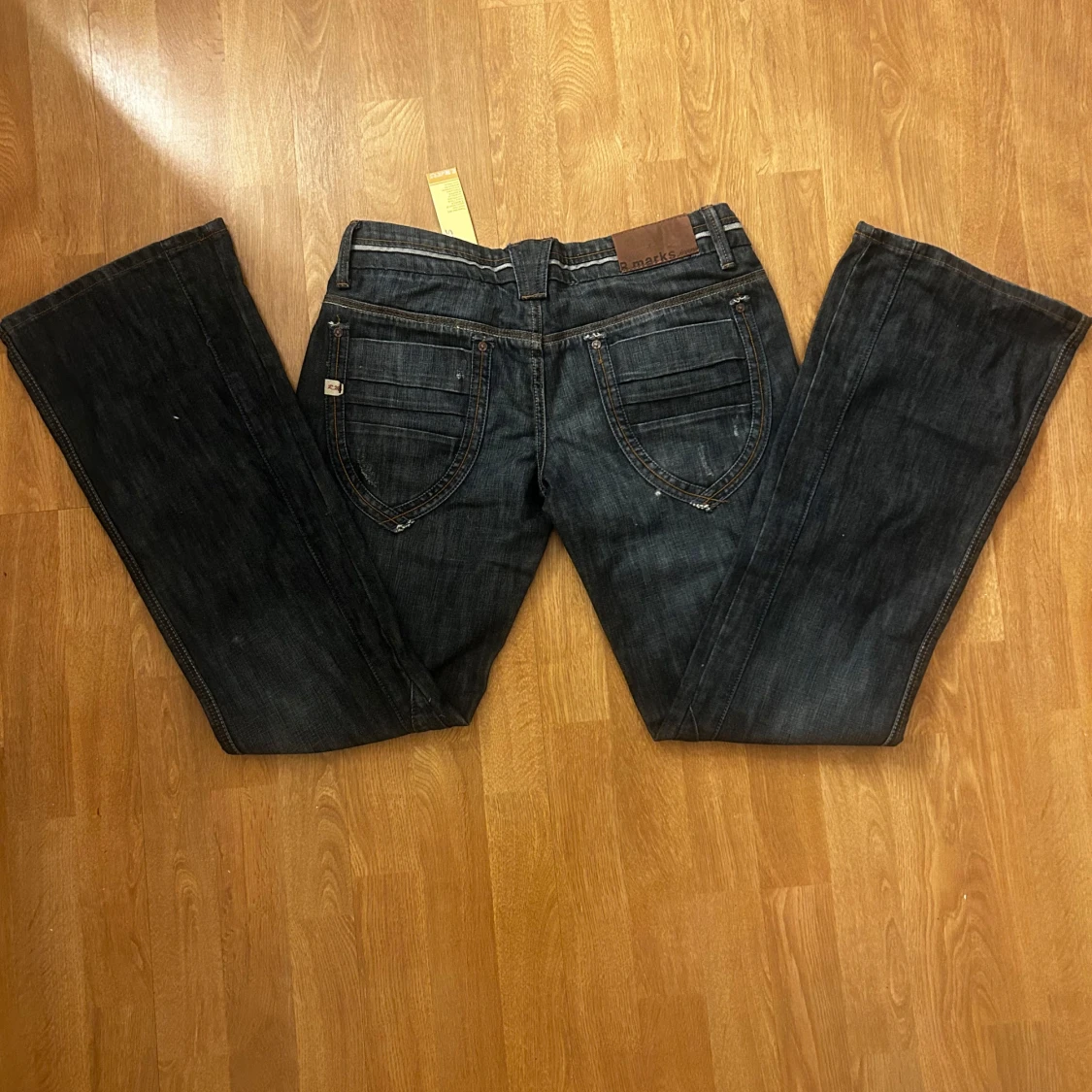 Mörkblå jeans från R. Marks - 90