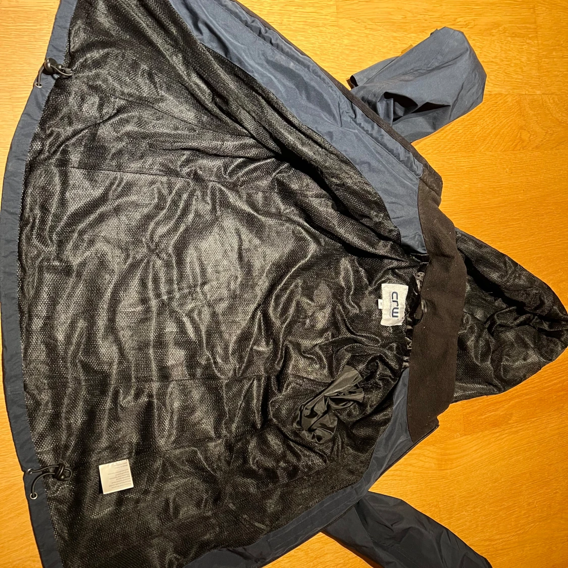 Mörkblå ridjacka med huva - 91