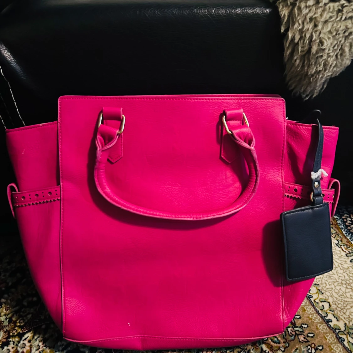 Rosa handväska med mönstrat foder - 90