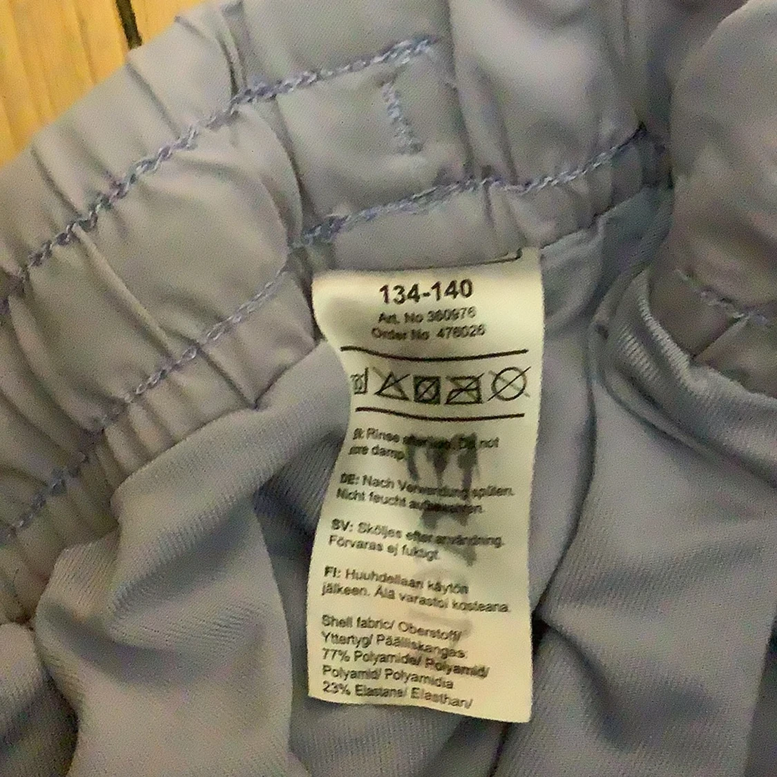 Grå träningsshorts med dragsko - 91