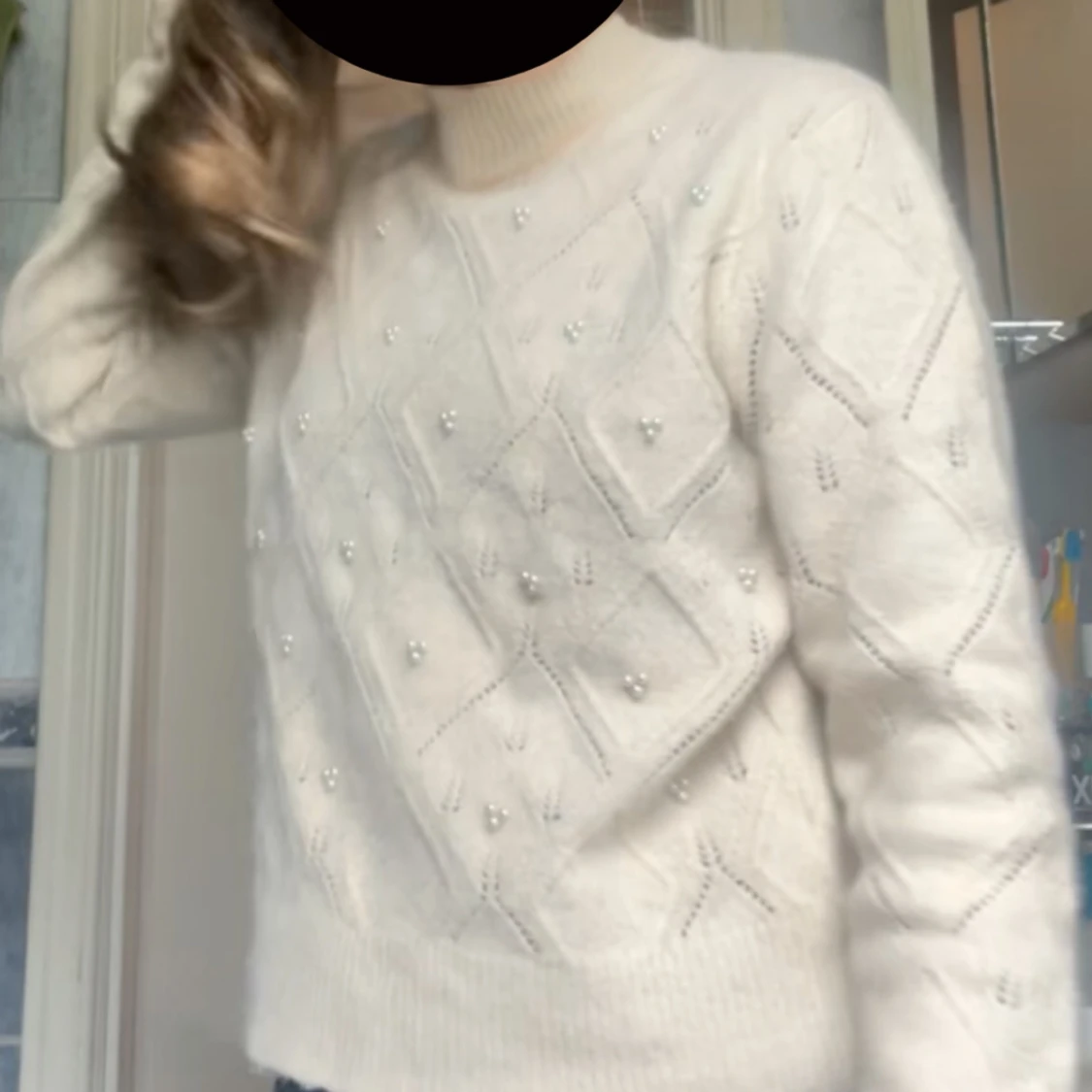  stickad tröja med pärlor  - 90