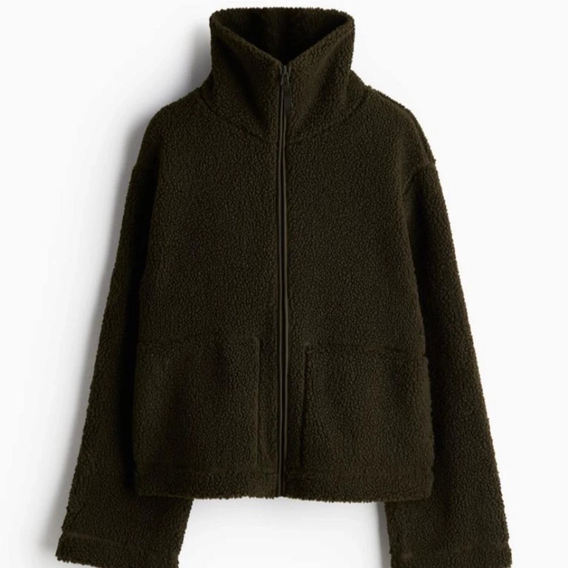 Ny mörk khakigrön teddyjacka från H&M - 91