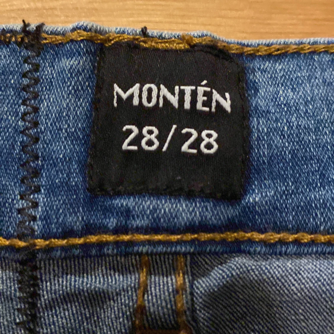 Blå jeans från Montén - 92