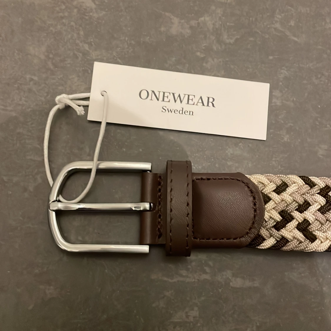 Oanvänt Flätat bälte från Onewear - 90