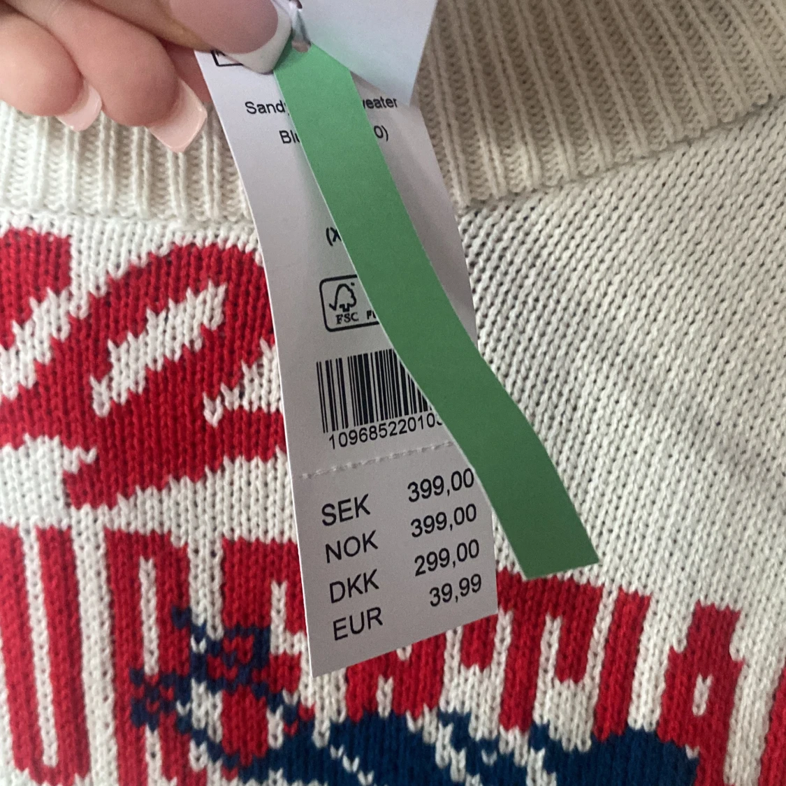 Vit stickad tröja perfekt til afterski  - 90