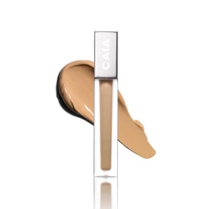 Its iconic Concealer från CAIA (oöppnad) - IT'S ICONIC är en täckande concealer med naturlig lyster som ger en jämn och fin hy. Formulan är lätt vilket gör att du får ett naturligt resultat samtidigt som den höga täckningsgraden hjälper till att dölja ojämnheter i ansiktet och mörka ringar under ögonen. Hyaluronsyra har återfuktande egenskaper samtidigt som extrakt från vinterdaphne skyddar din hud. Denna concealern är i nyansen 1W. Hör av dig för fler bilder💕