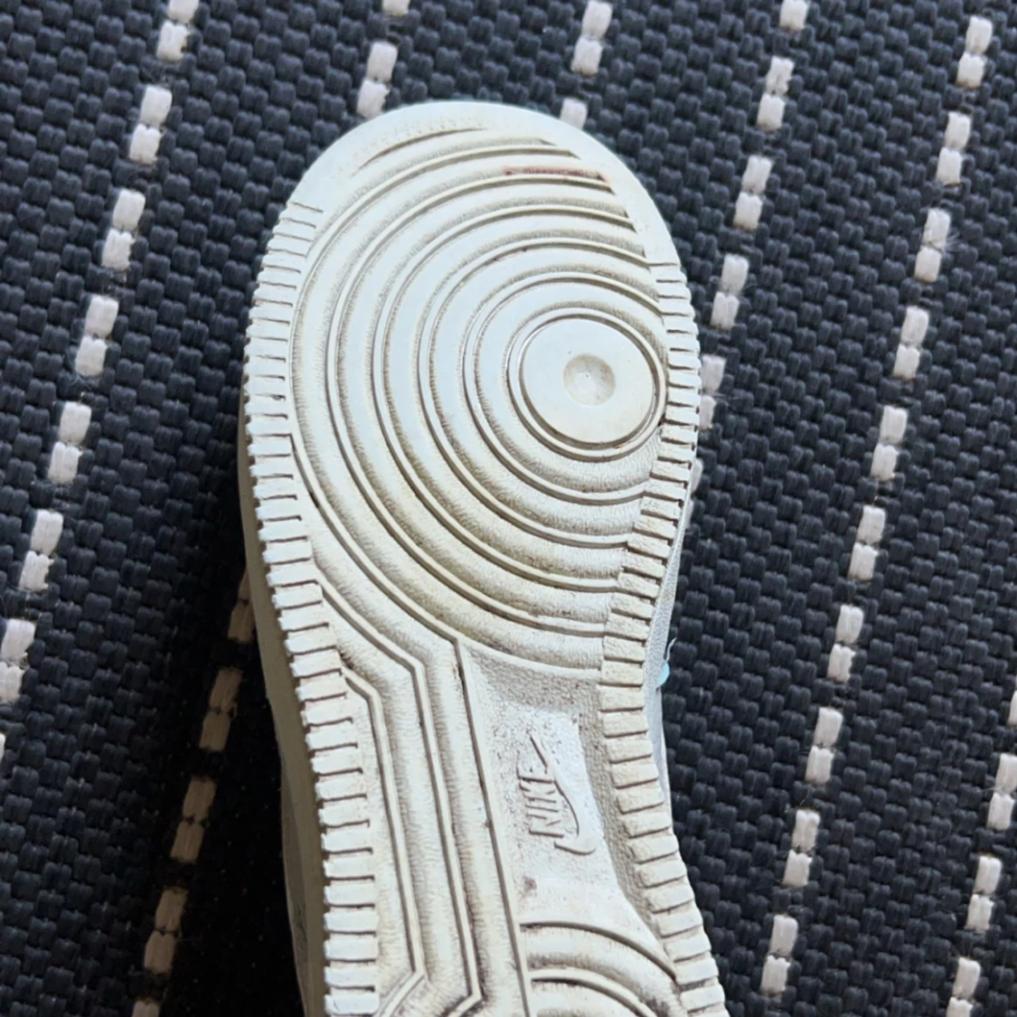 Nike AirForce 1 Be Kind - 93