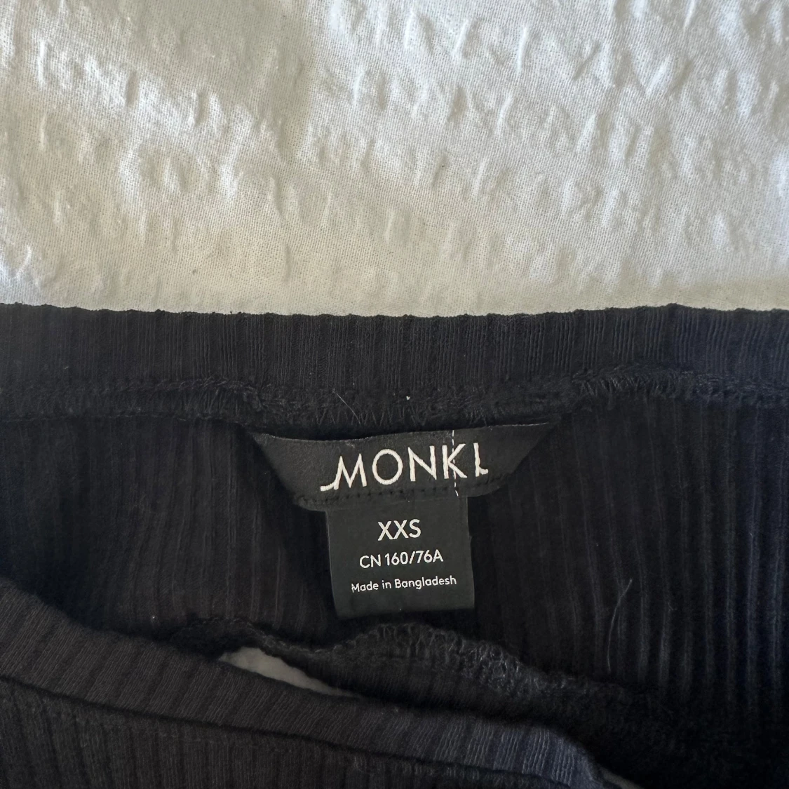 Tröja med öppen rygg - 92