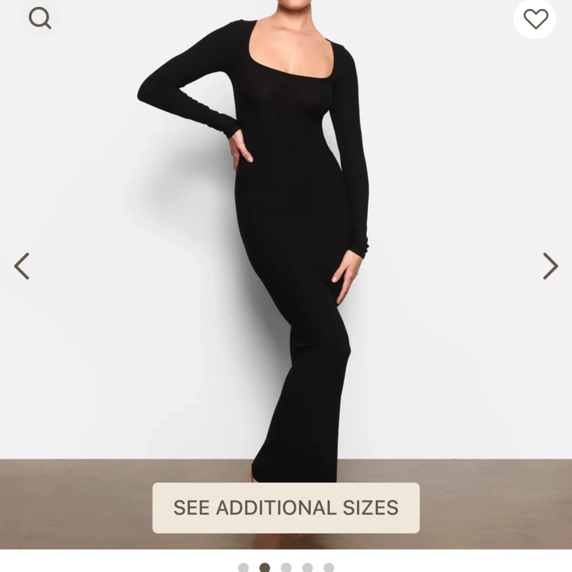 SKIMS klänning svart