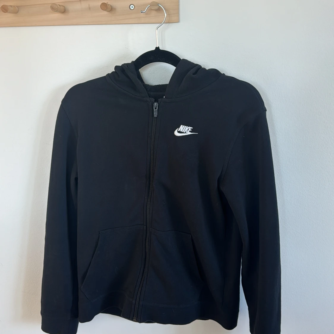 Svart hoodie från Nike