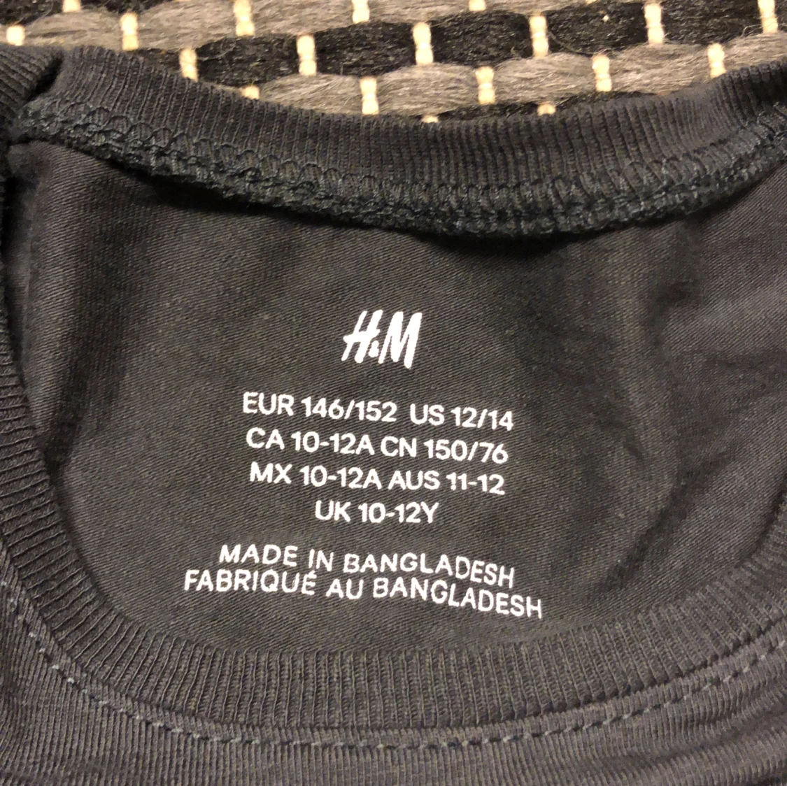 Mörkgrå långärmad tröja - 91