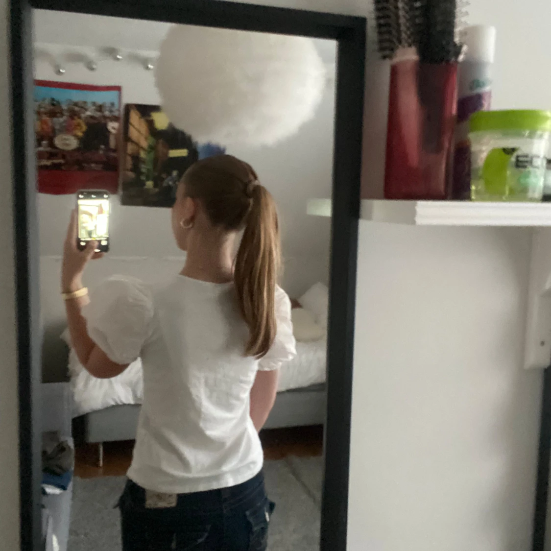 Vit kortärmad topp med puffärmar - 91