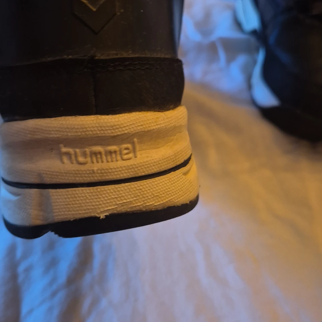 Svarta vinterkängor från Hummel - 92