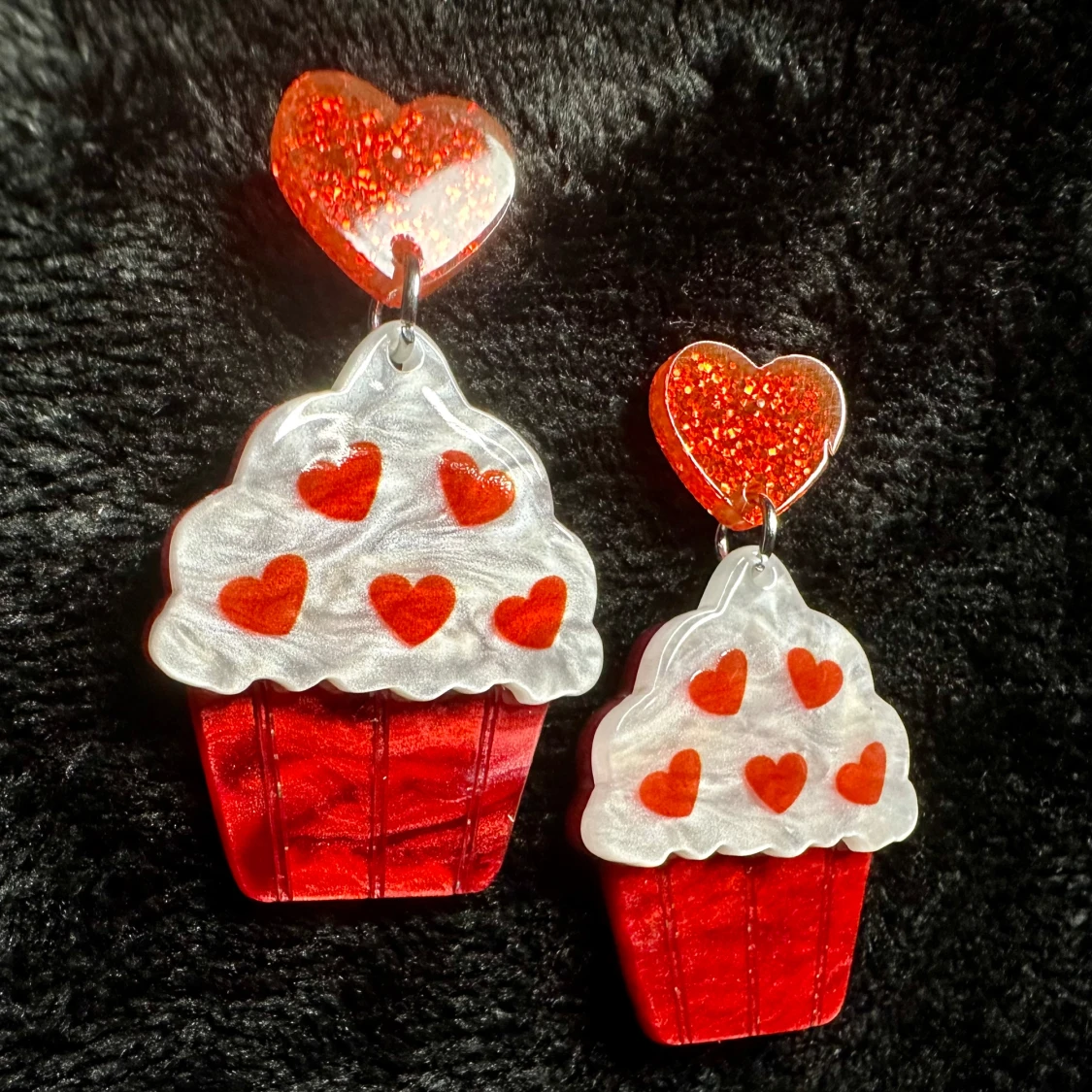 Söta örhängen med cupcakes och hjärtan - 3