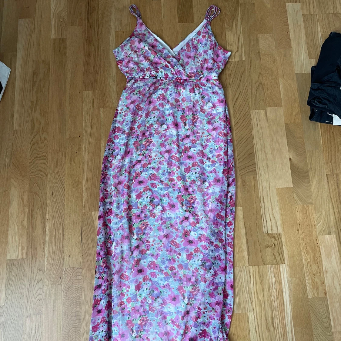 Blommig klänning - 90