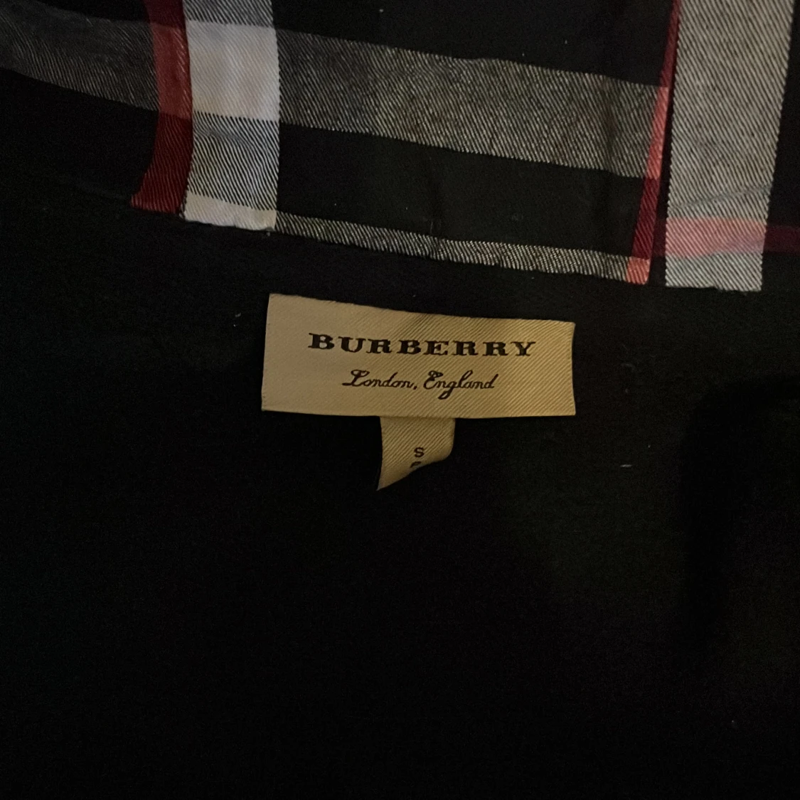 Svart tröja från Burberry - 90