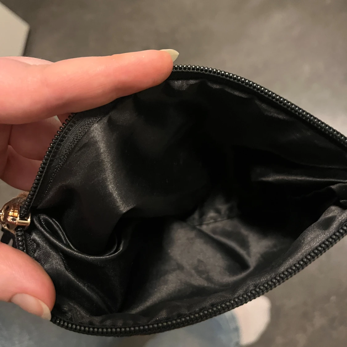 Leopardmönstrad necessär  - 92